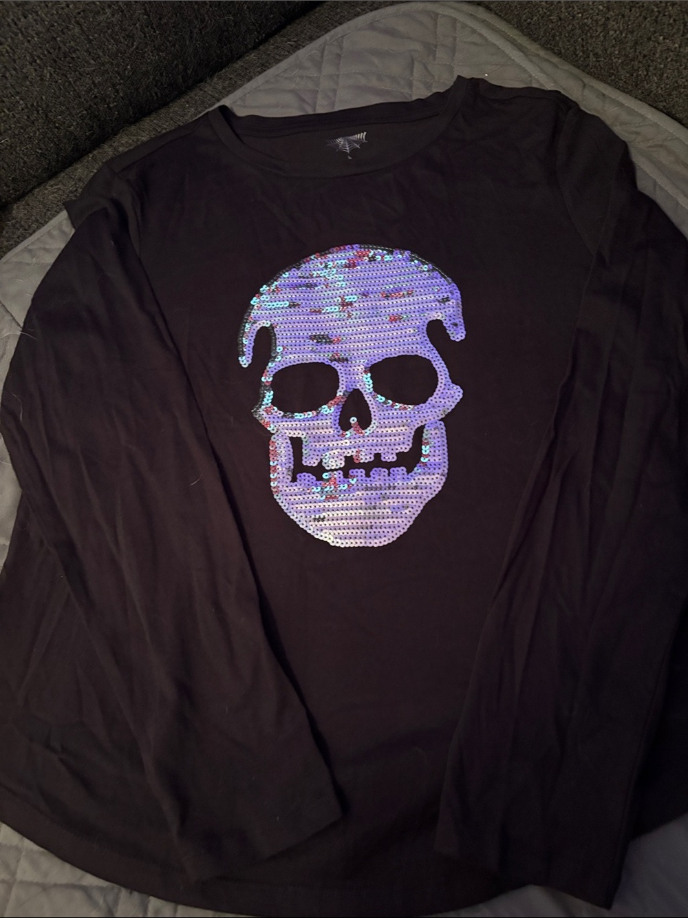 Halloween Black Long-Sleeve Women's Tee with Iridescent Sequin Skull